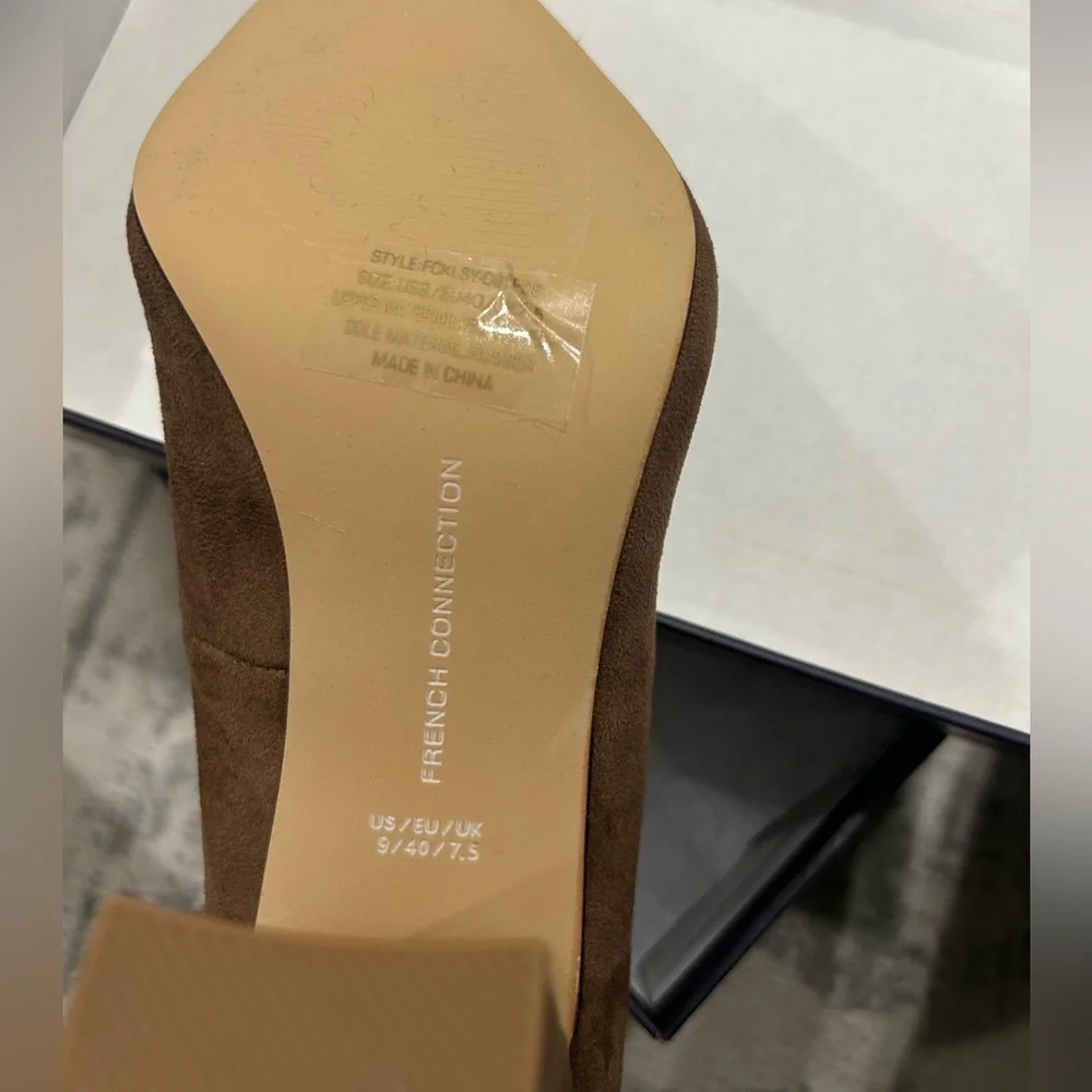 New In Box French Connection Pointed Toe Suede Heels